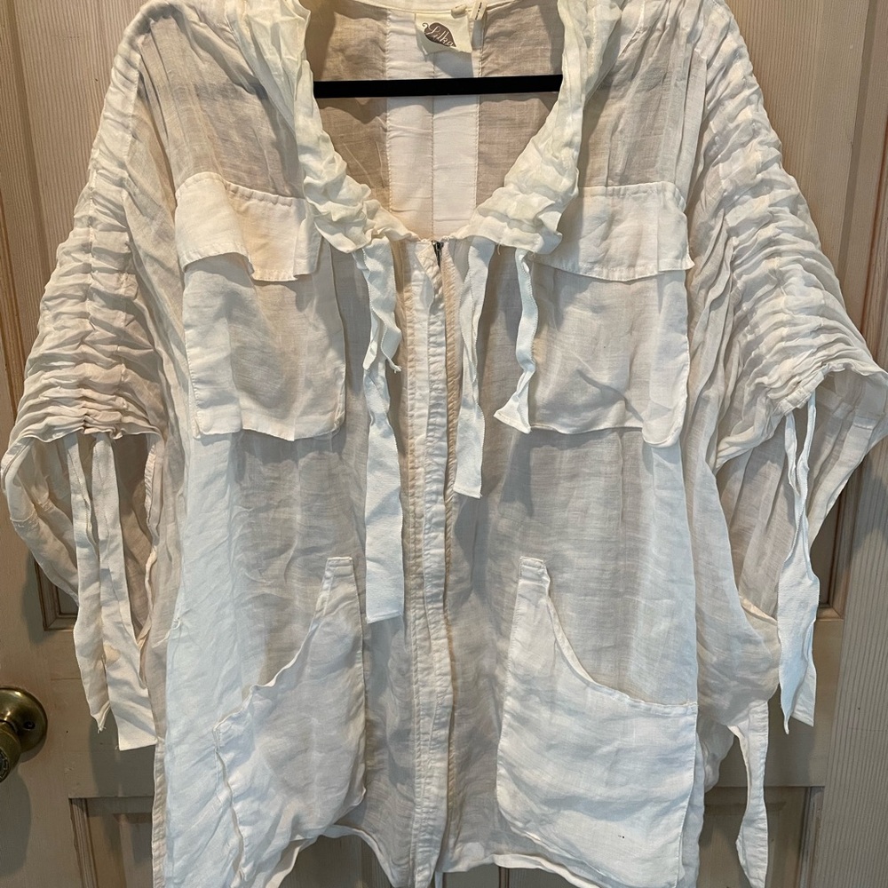 Silka Women's White Top